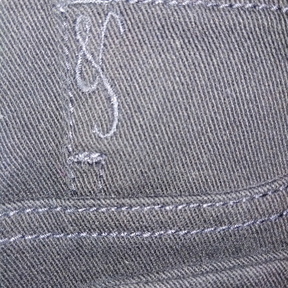 NWT Style & Co. Jeans.  Size 12. - Picture 7 of 8